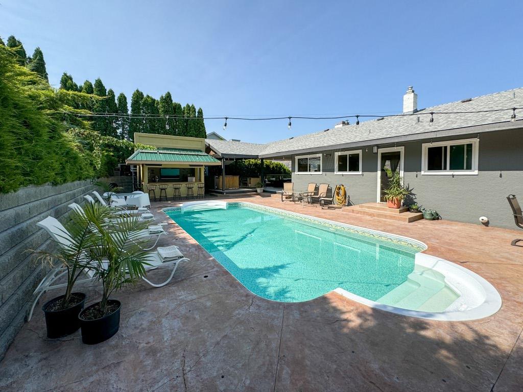 









4609


41st

Street,
Osoyoos,




BC
V0H 1V6


