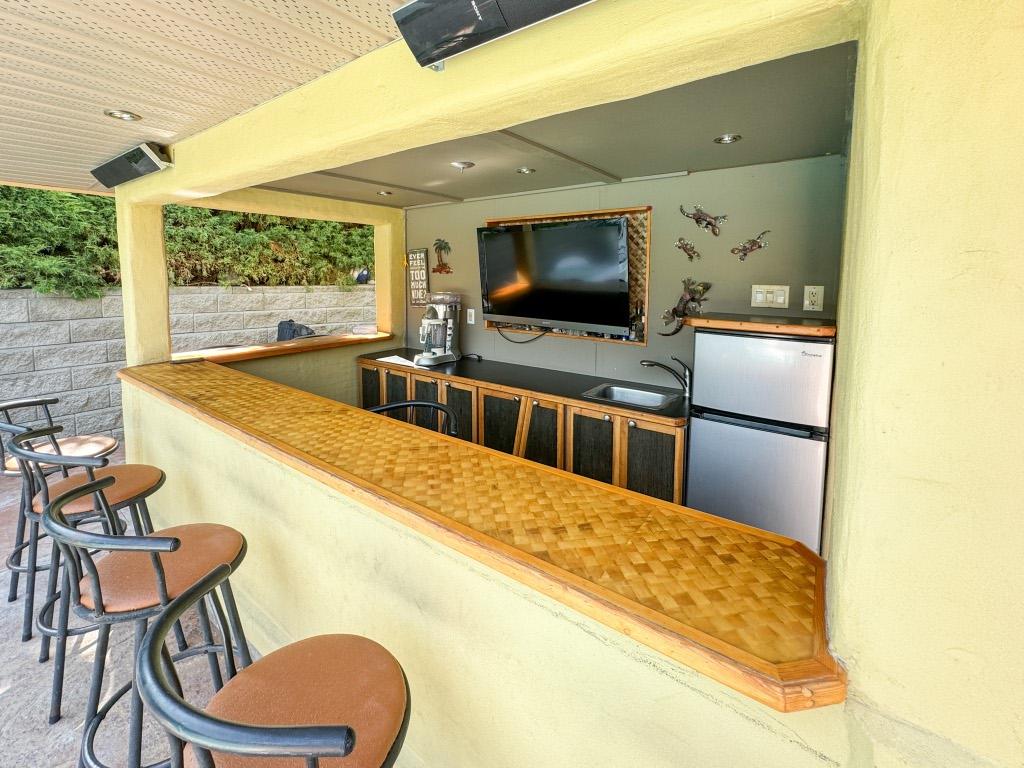 









4609


41st

Street,
Osoyoos,




BC
V0H 1V6

