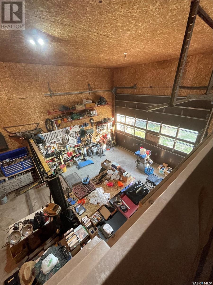 












35 Acres South

,
Hudson Bay Rm No. 394,




Saskatchewan
S0E0Y0

