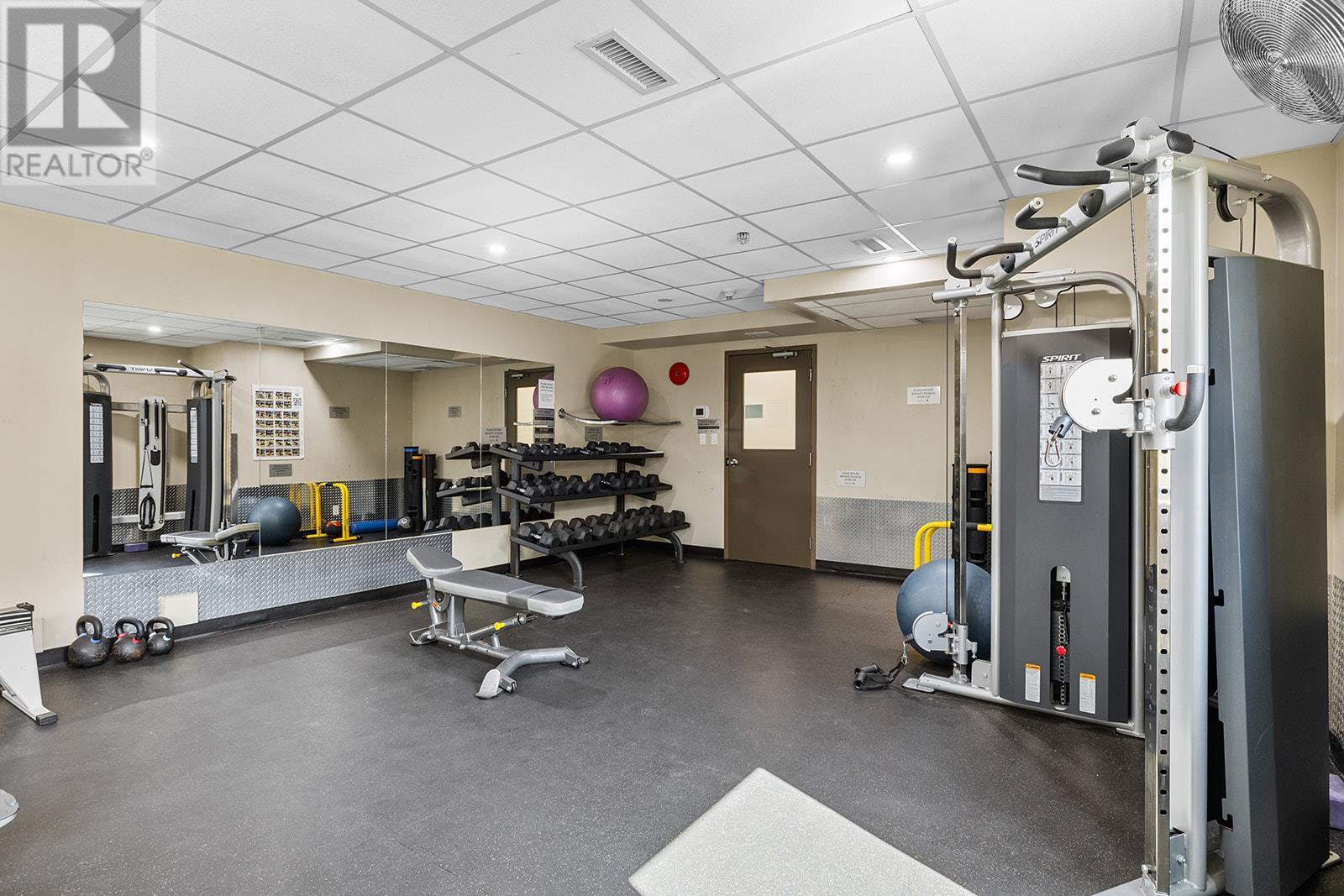 












654 Cook Road Unit# 414

,
Kelowna,




British Columbia
V1W3G7

