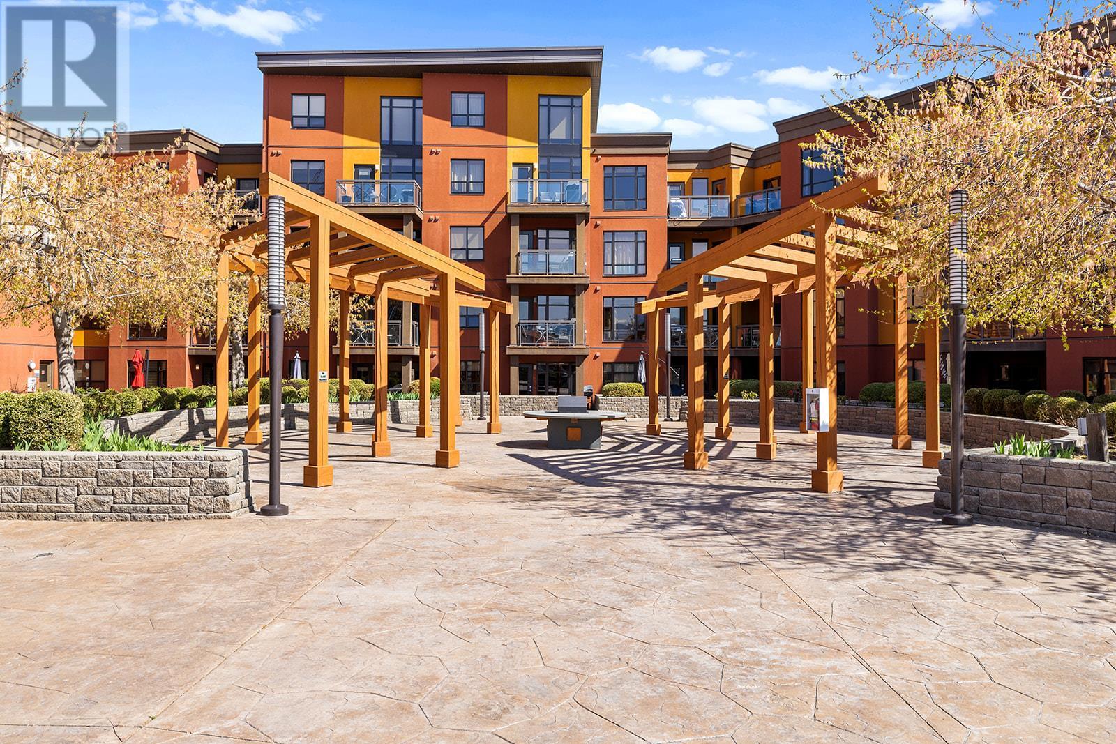 












654 Cook Road Unit# 414

,
Kelowna,




British Columbia
V1W3G7

