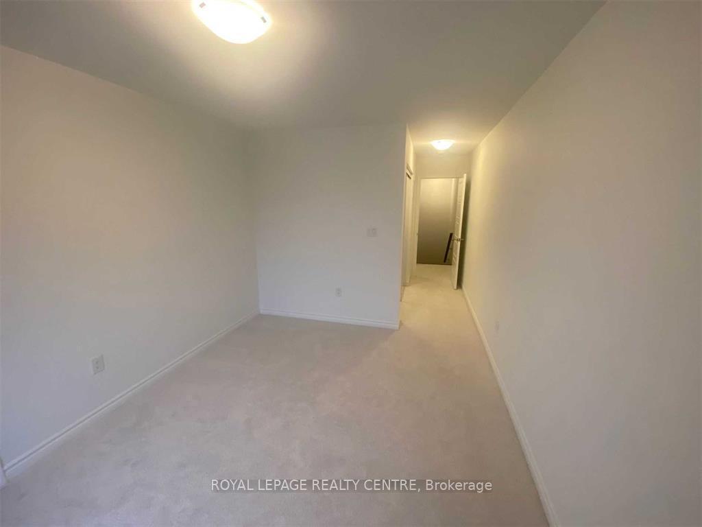 









1246


Havelock

Gardens,
Milton,




ON
L9E 1Y1

