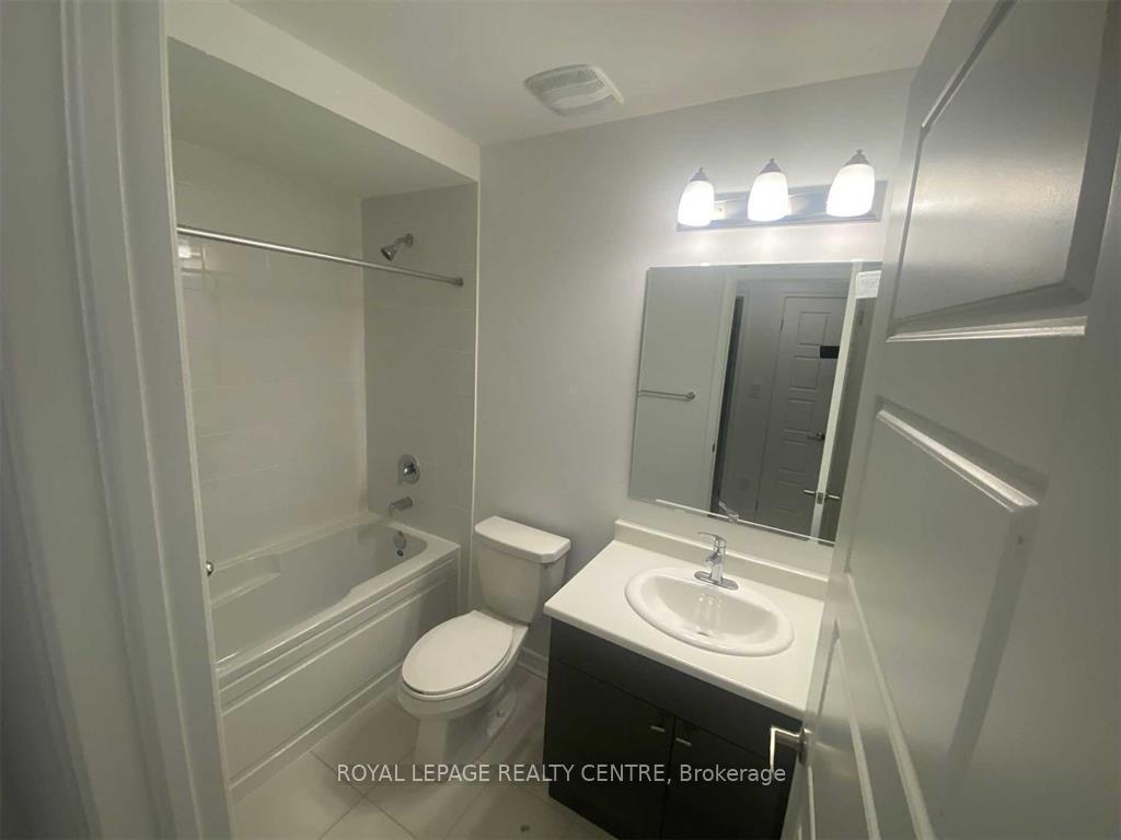 









1246


Havelock

Gardens,
Milton,




ON
L9E 1Y1

