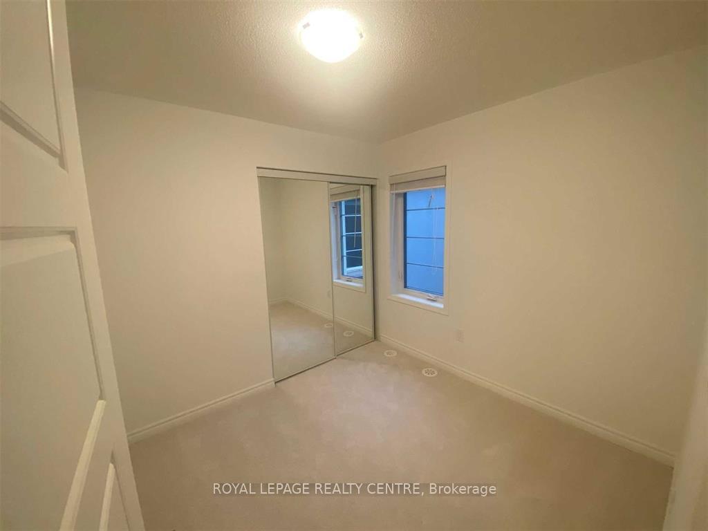 









1246


Havelock

Gardens,
Milton,




ON
L9E 1Y1


