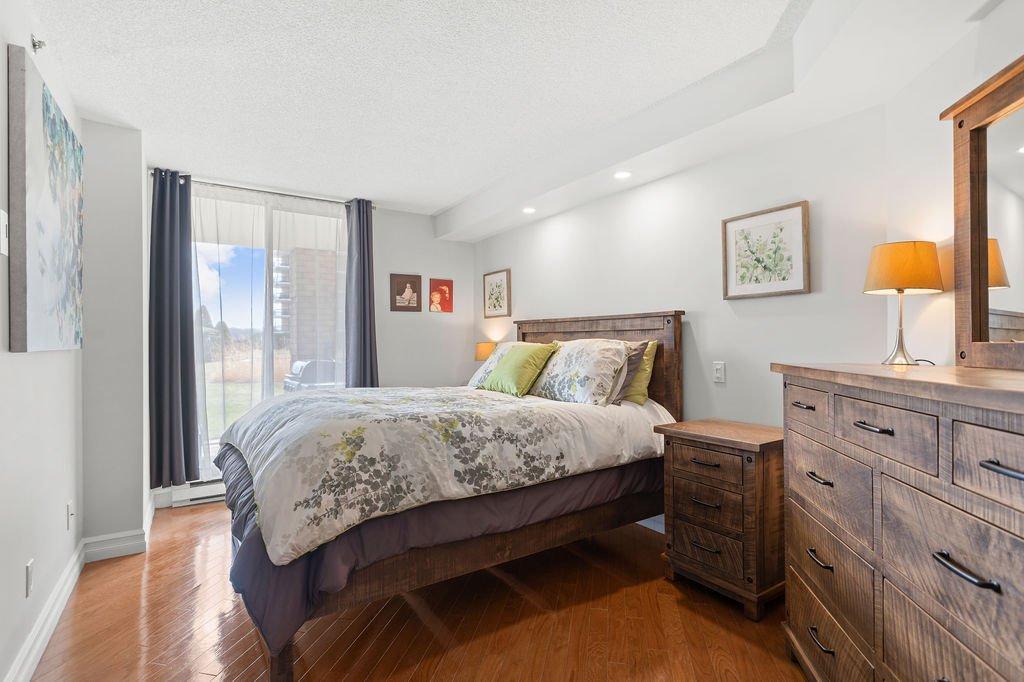 









4480


Prom. Paton

, 104,
Laval (Chomedey),




QC
H7W5E1

