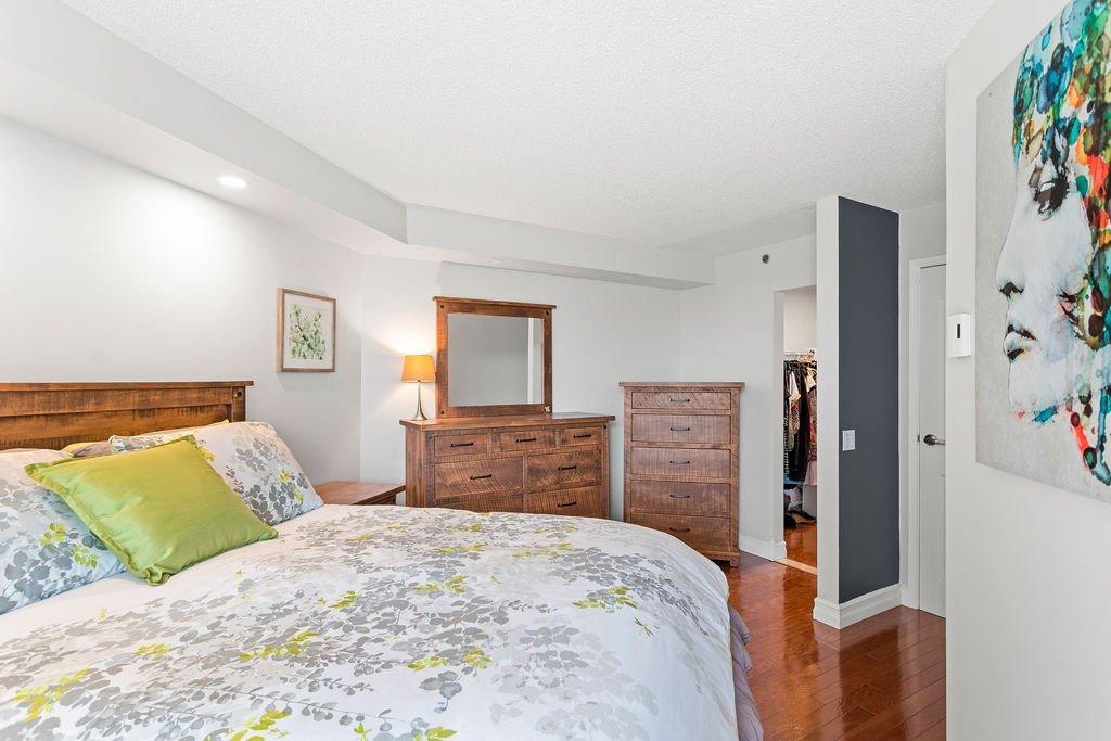 









4480


Prom. Paton

, 104,
Laval (Chomedey),




QC
H7W5E1

