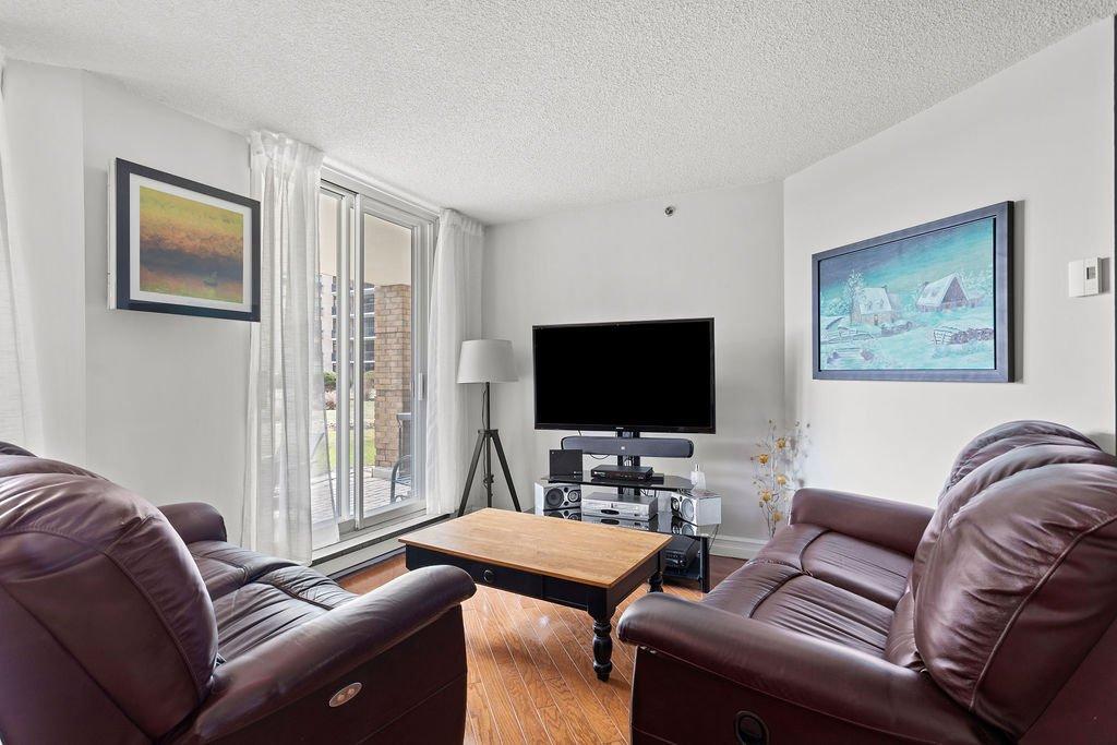 









4480


Prom. Paton

, 104,
Laval (Chomedey),




QC
H7W5E1

