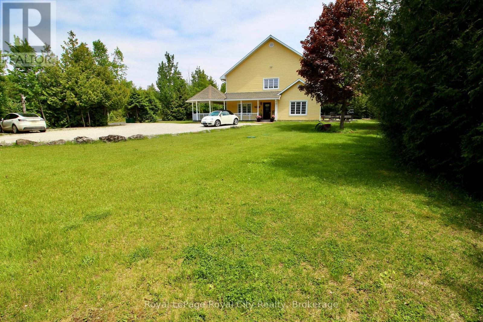 












13 ELGIN STREET

,
Northern Bruce Peninsula,




Ontario
N0H2R0


