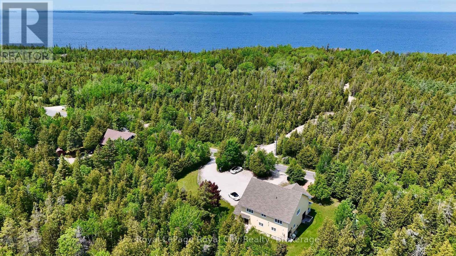 












13 ELGIN STREET

,
Northern Bruce Peninsula,




Ontario
N0H2R0

