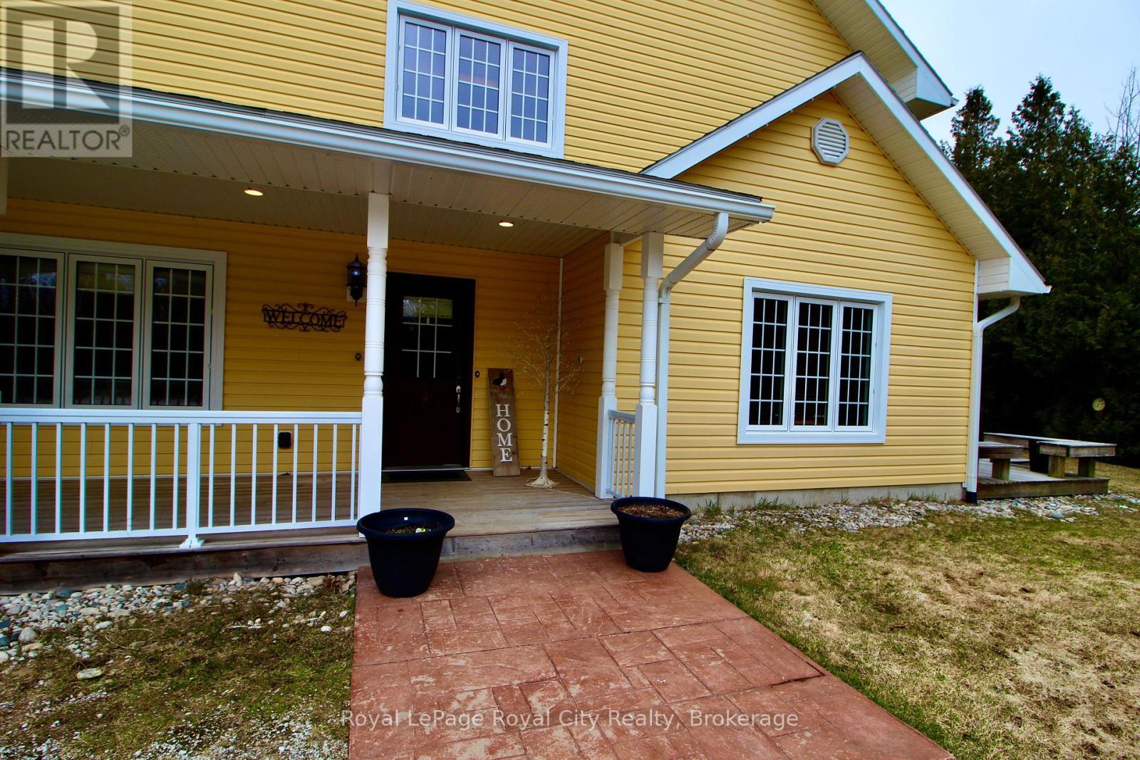 












13 ELGIN STREET

,
Northern Bruce Peninsula,




Ontario
N0H2R0

