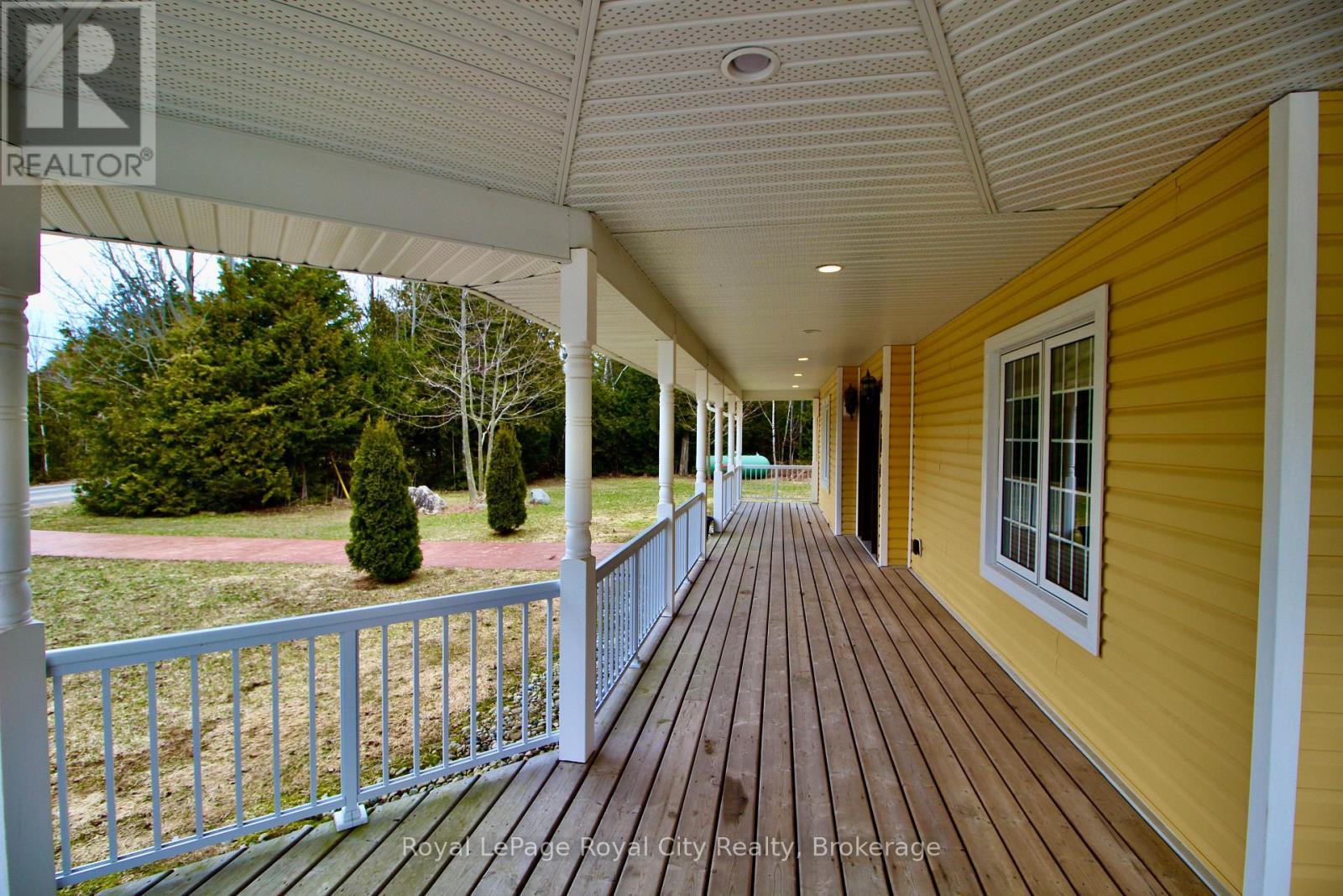 












13 ELGIN STREET

,
Northern Bruce Peninsula,




Ontario
N0H2R0

