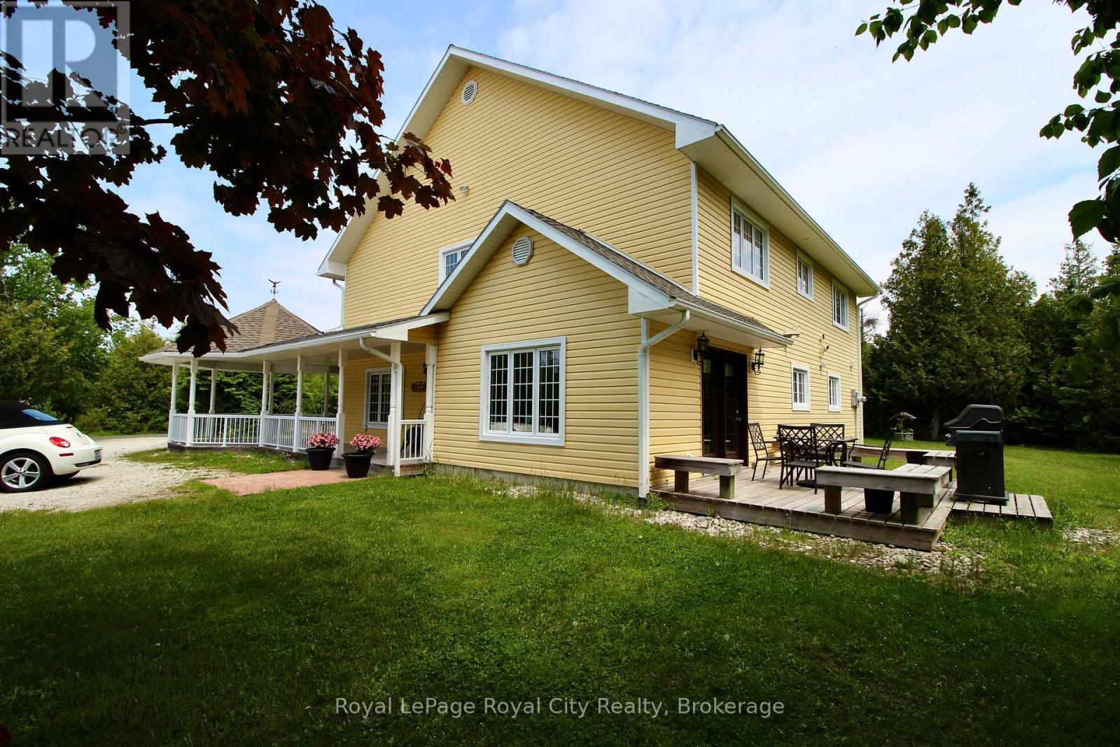












13 ELGIN STREET

,
Northern Bruce Peninsula,




Ontario
N0H2R0

