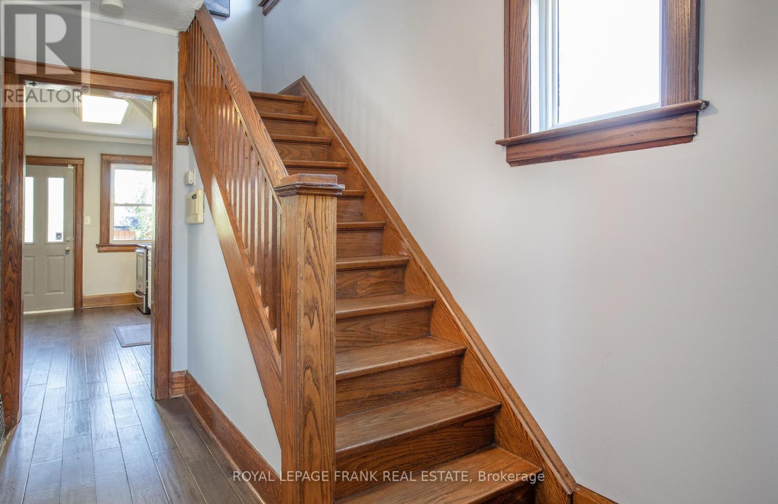 












104 MCLAUGHLIN BOULEVARD

,
Oshawa (McLaughlin),




Ontario
L1G2P3

