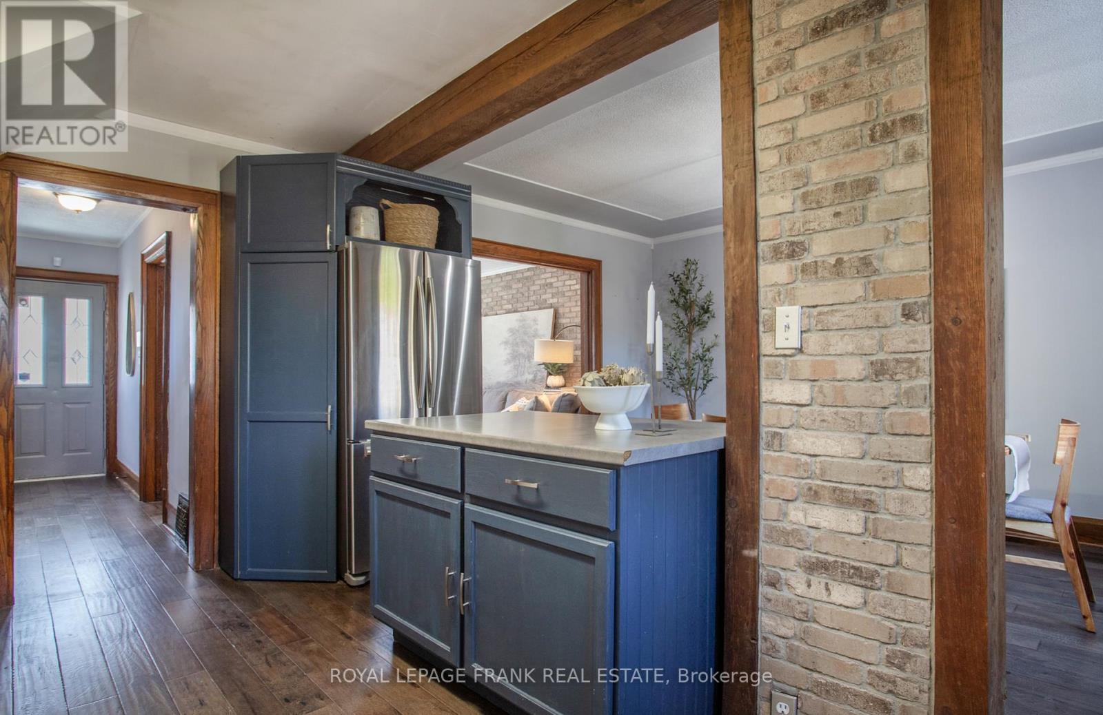 












104 MCLAUGHLIN BOULEVARD

,
Oshawa (McLaughlin),




Ontario
L1G2P3


