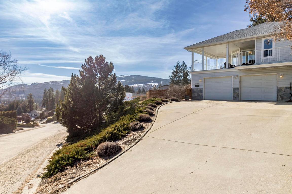 









3100


Doucette

Drive,
West Kelowna,




BC
V4T 1M6

