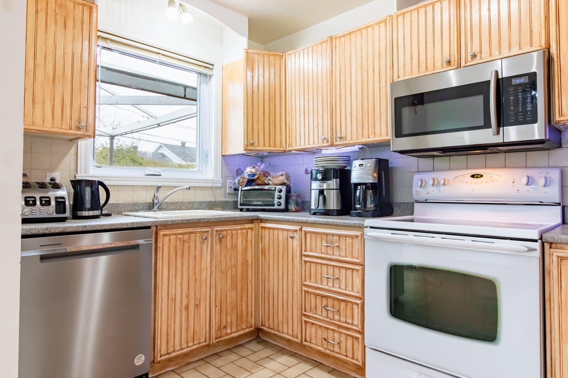 









3615


Côte Rosemont

,
Trois-Rivières,




QC
G8Y6G4

