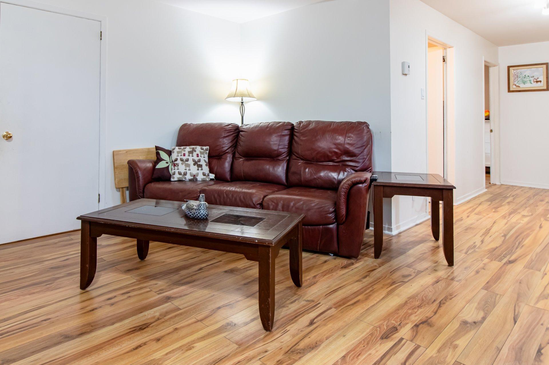 









3615


Côte Rosemont

,
Trois-Rivières,




QC
G8Y6G4

