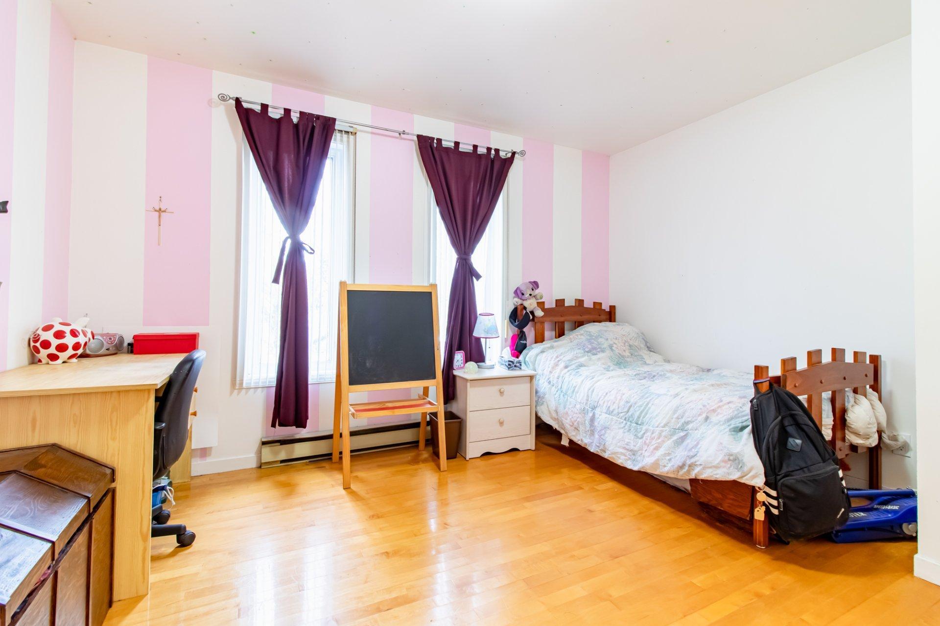 









3615


Côte Rosemont

,
Trois-Rivières,




QC
G8Y6G4

