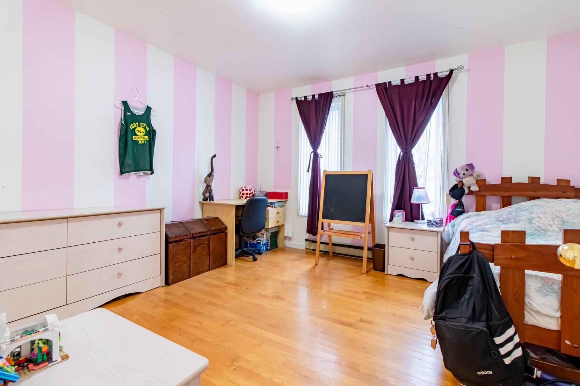 









3615


Côte Rosemont

,
Trois-Rivières,




QC
G8Y6G4

