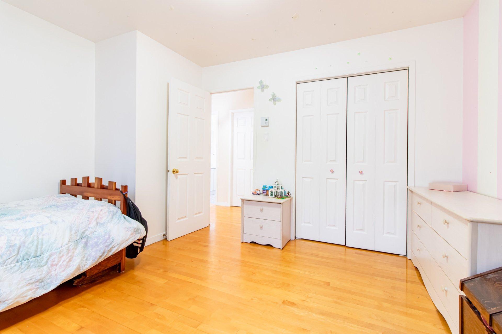 









3615


Côte Rosemont

,
Trois-Rivières,




QC
G8Y6G4

