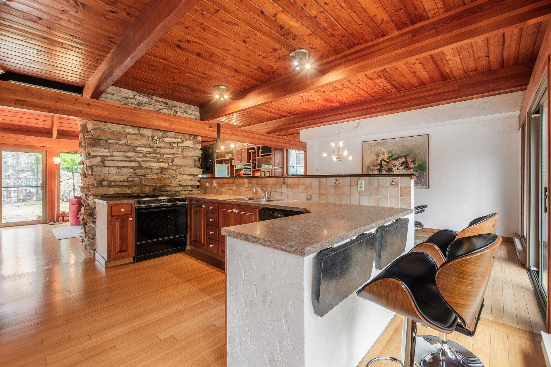 









821


Place des Grands-Ducs

,
Saint-Bruno-de-Montarville,




QC
J3V6E4


