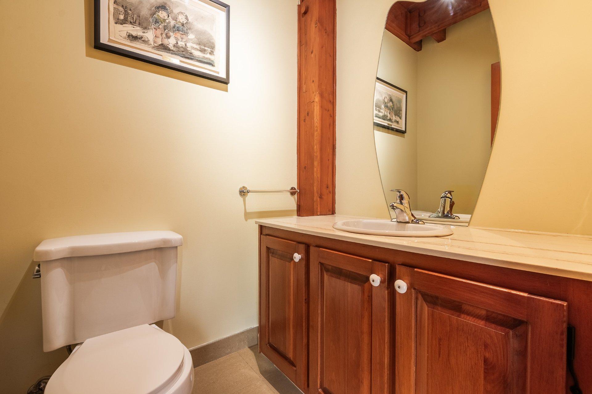 









821


Place des Grands-Ducs

,
Saint-Bruno-de-Montarville,




QC
J3V6E4

