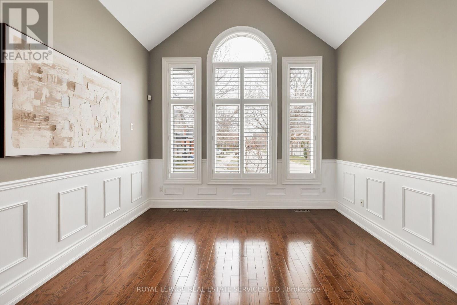 












2225 GLAZEBROOK CIRCLE

,
Oakville,




Ontario
L6M5B5

