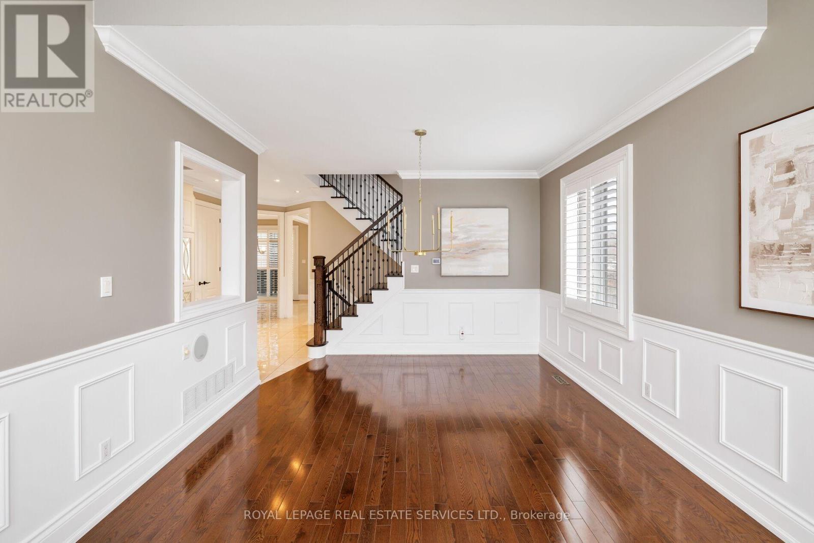 












2225 GLAZEBROOK CIRCLE

,
Oakville,




Ontario
L6M5B5

