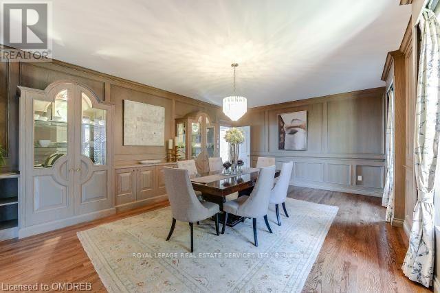 












16 ENNISCLARE DRIVE W

,
Oakville,




Ontario
L6J4N2

