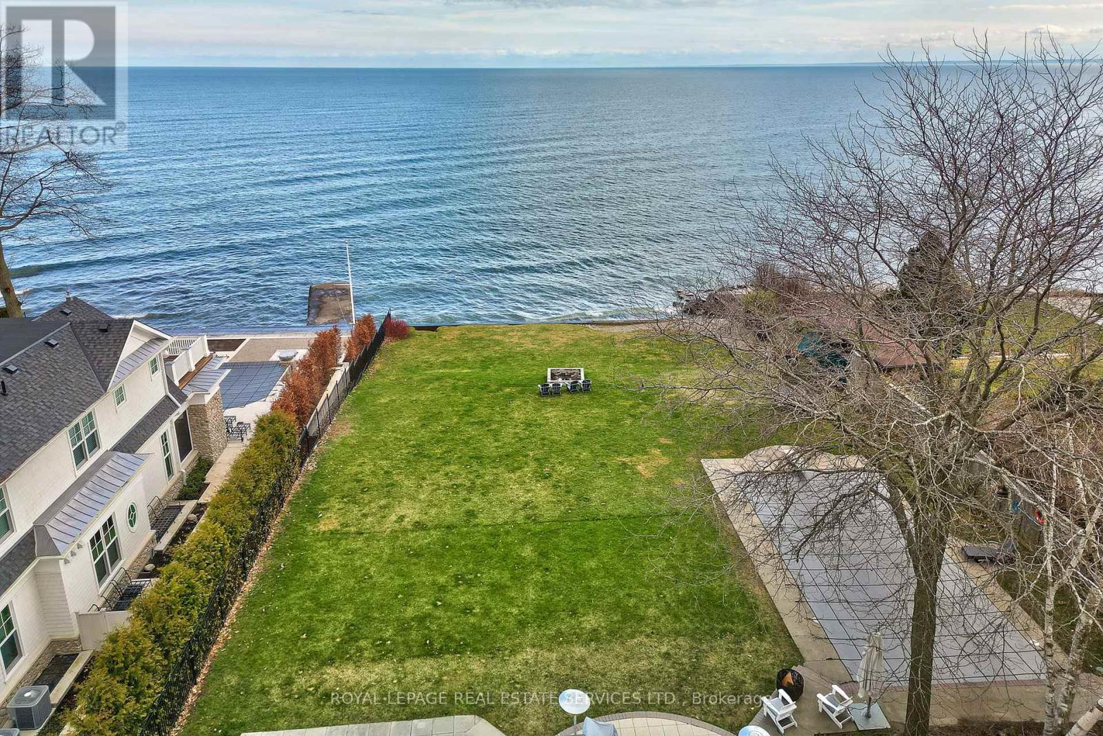 












16 ENNISCLARE DRIVE W

,
Oakville,




Ontario
L6J4N2

