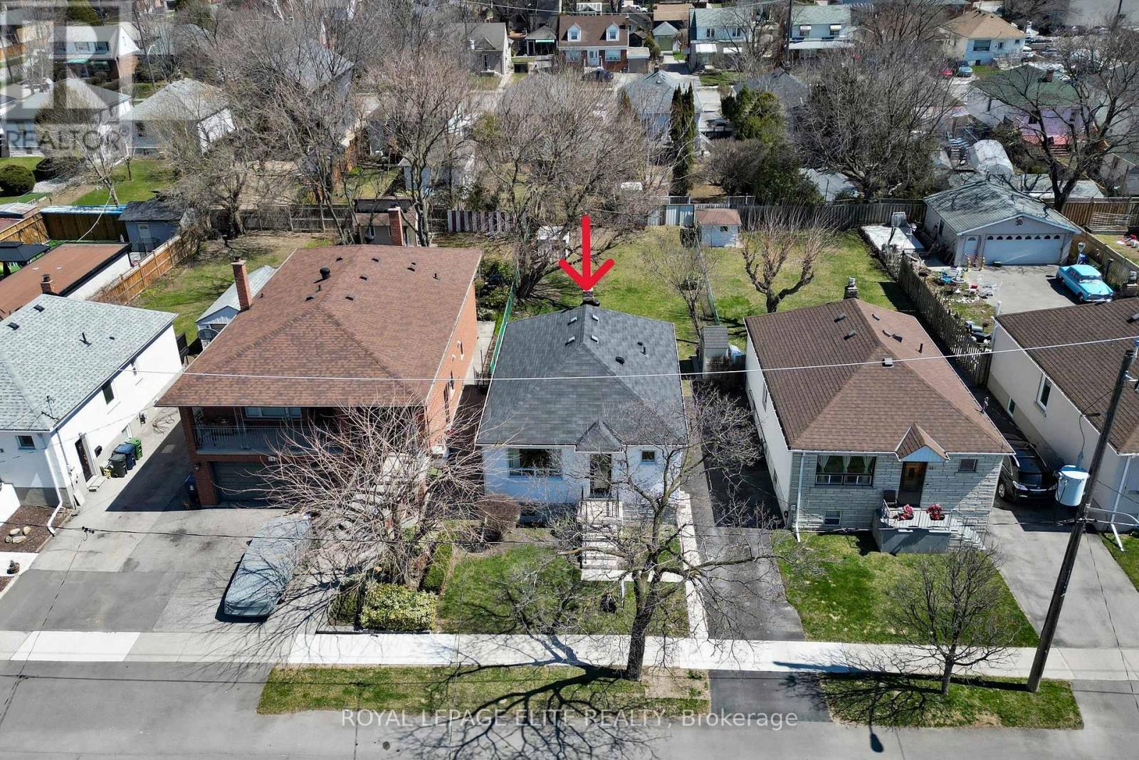 












15 STOCK AVENUE

,
Toronto,




Ontario
M8Z5C3

