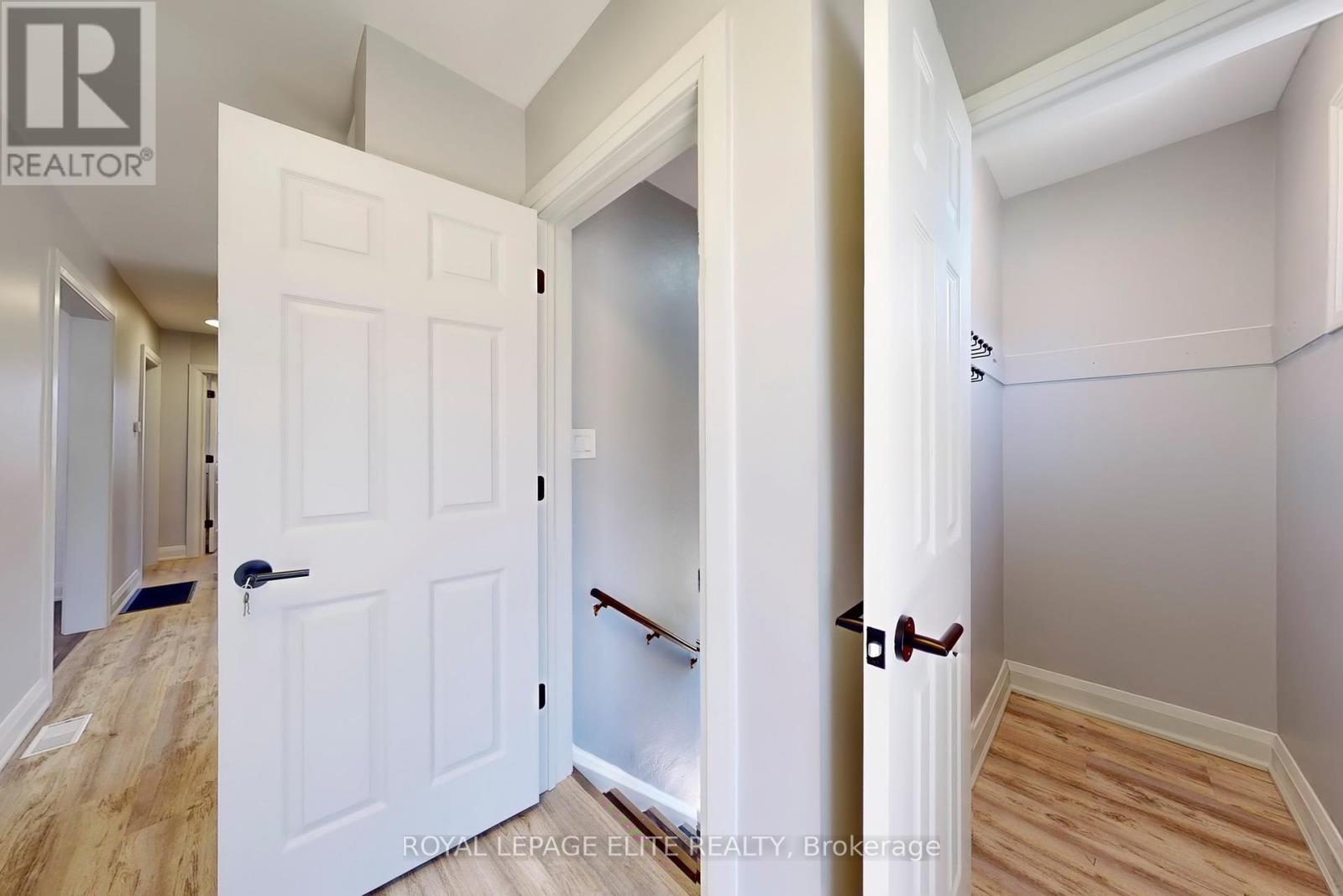 












15 STOCK AVENUE

,
Toronto,




Ontario
M8Z5C3

