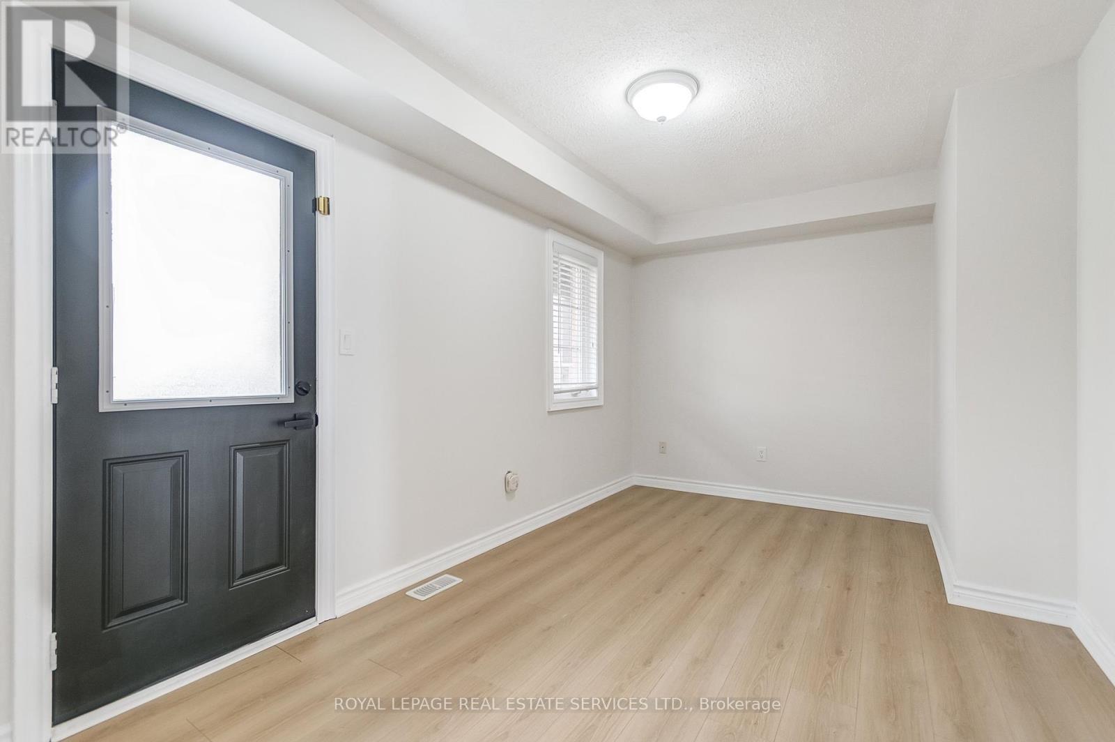 












83 RAMAGE LANE

,
Toronto,




Ontario
M9C5S6

