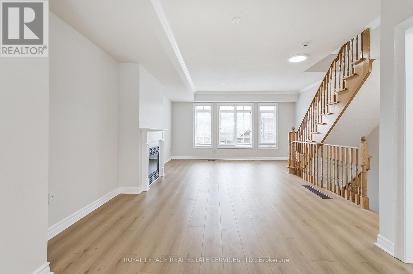 












83 RAMAGE LANE

,
Toronto,




Ontario
M9C5S6

