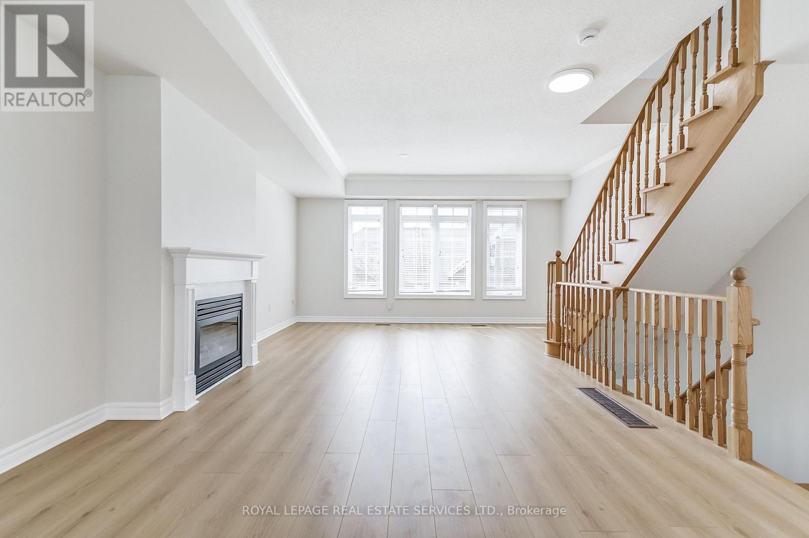 












83 RAMAGE LANE

,
Toronto,




Ontario
M9C5S6

