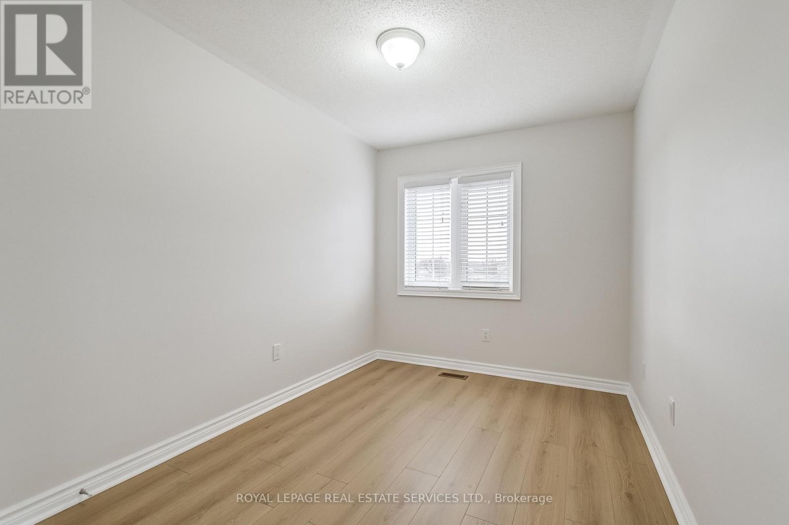 












83 RAMAGE LANE

,
Toronto,




Ontario
M9C5S6

