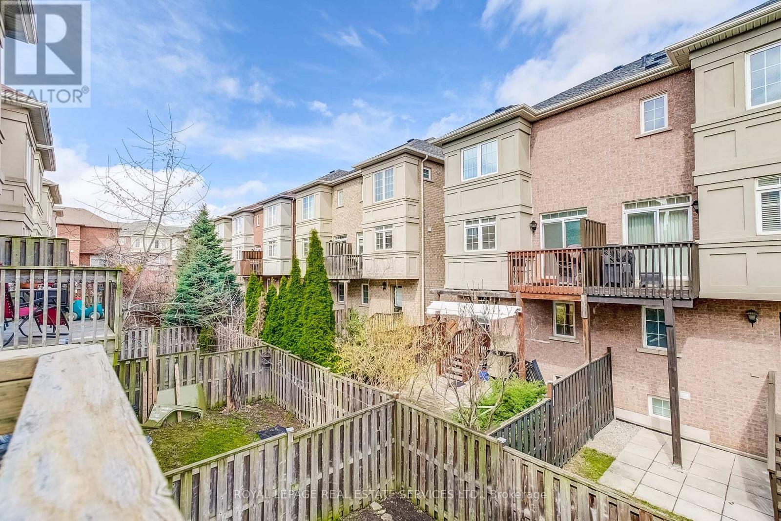 












83 RAMAGE LANE

,
Toronto,




Ontario
M9C5S6

