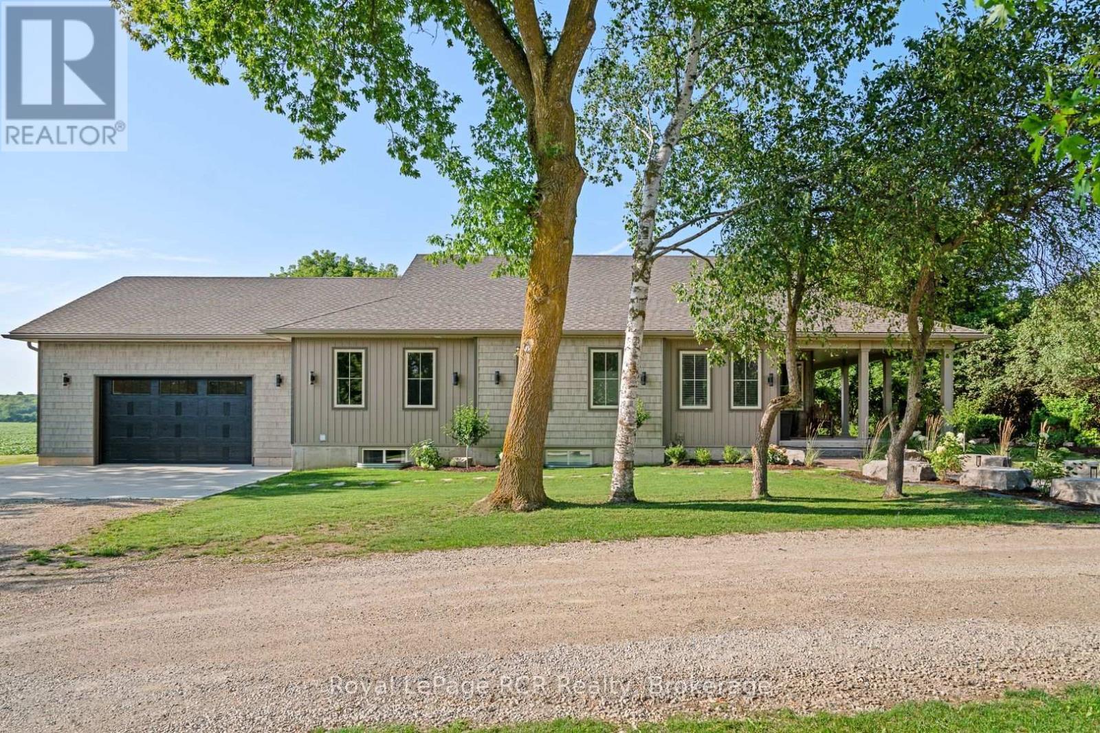 












302769 DOUGLAS STREET

,
West Grey,




Ontario
N0G1R0

