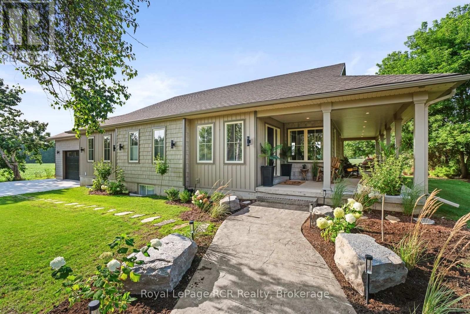 












302769 DOUGLAS STREET

,
West Grey,




Ontario
N0G1R0

