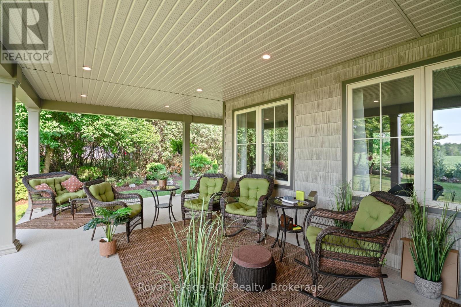 












302769 DOUGLAS STREET

,
West Grey,




Ontario
N0G1R0

