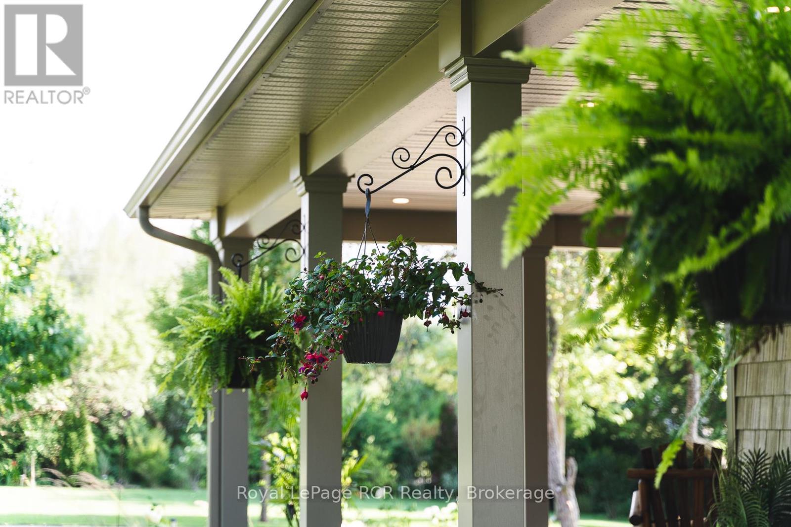 












302769 DOUGLAS STREET

,
West Grey,




Ontario
N0G1R0


