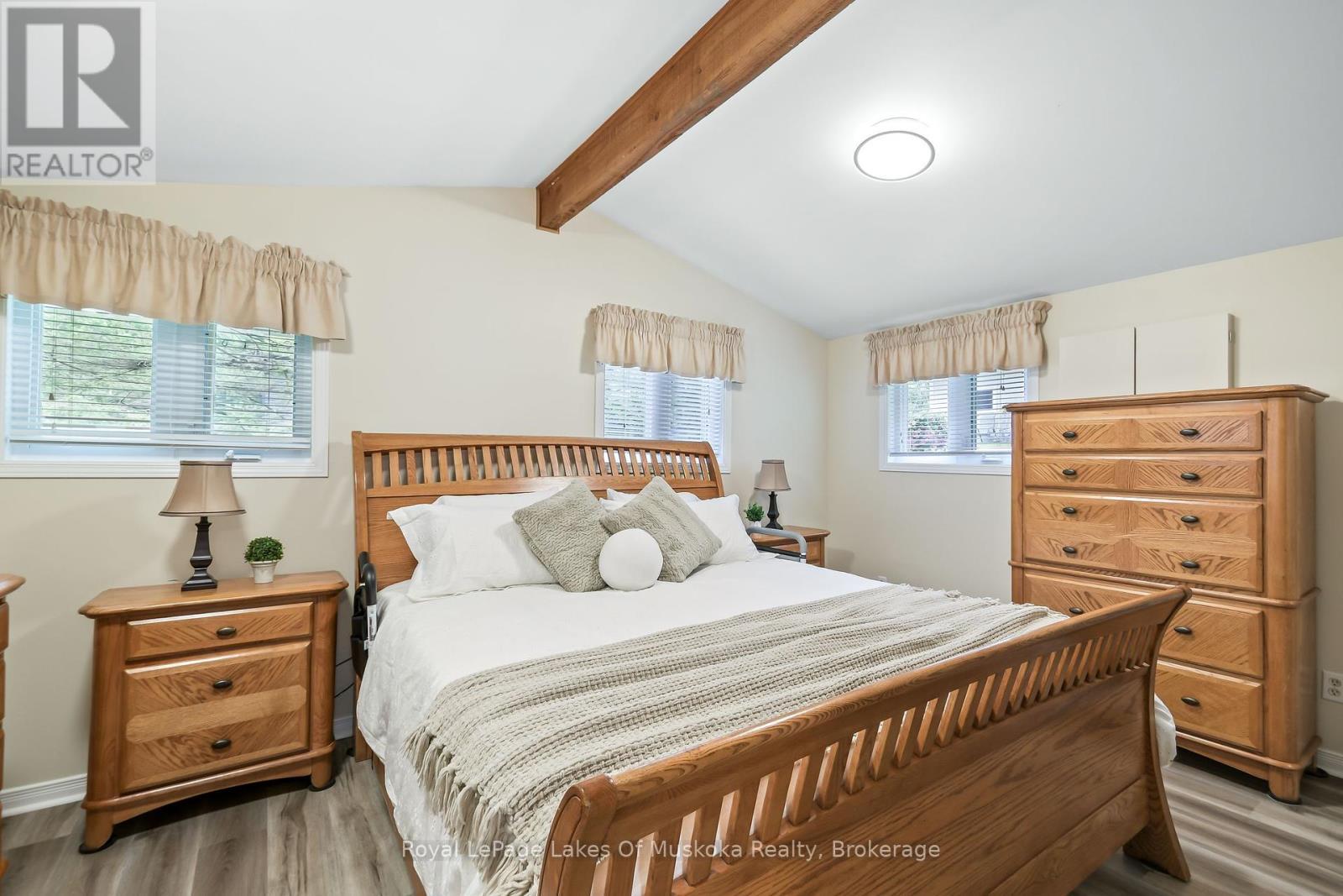 












1019 LAKESHORE DRIVE N

,
Bracebridge (Oakley),




Ontario
P1L1X3

