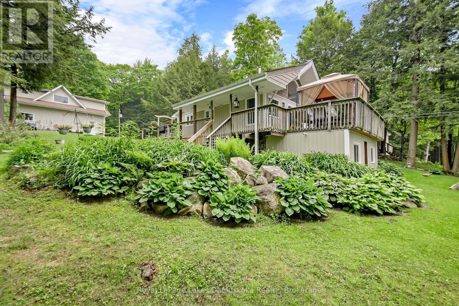 












1019 LAKESHORE DRIVE N

,
Bracebridge (Oakley),




Ontario
P1L1X3

