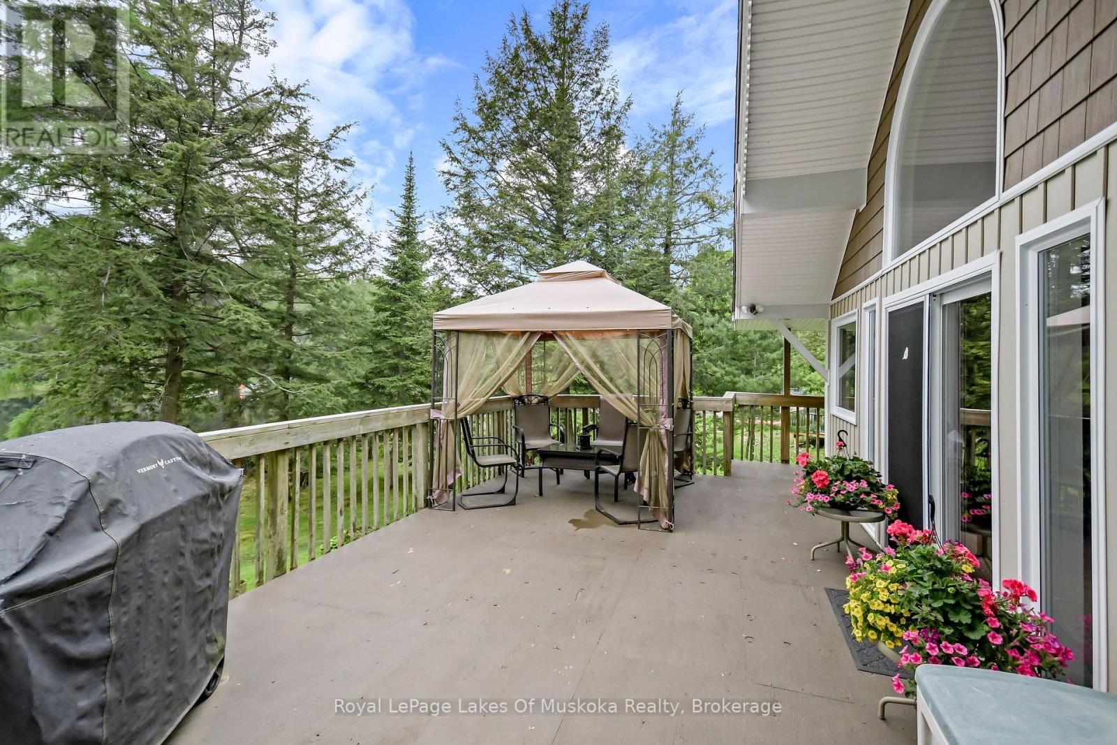 












1019 LAKESHORE DRIVE N

,
Bracebridge (Oakley),




Ontario
P1L1X3

