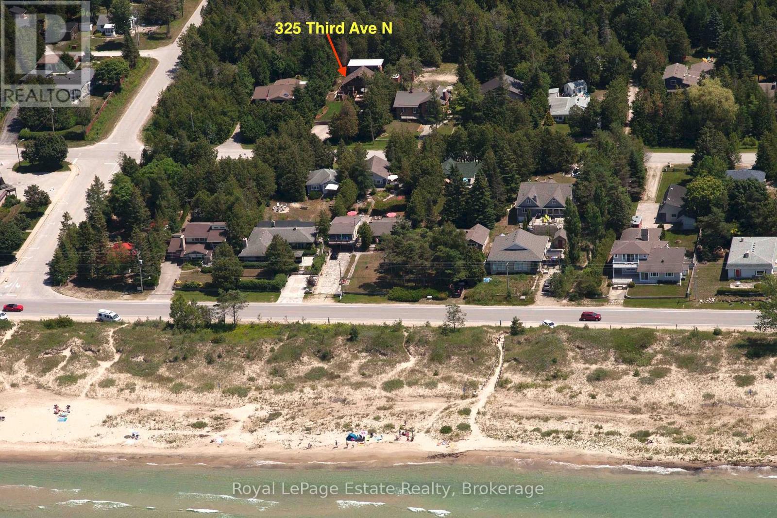












325 SECOND AVENUE N

,
South Bruce Peninsula,




Ontario
N0H2G0

