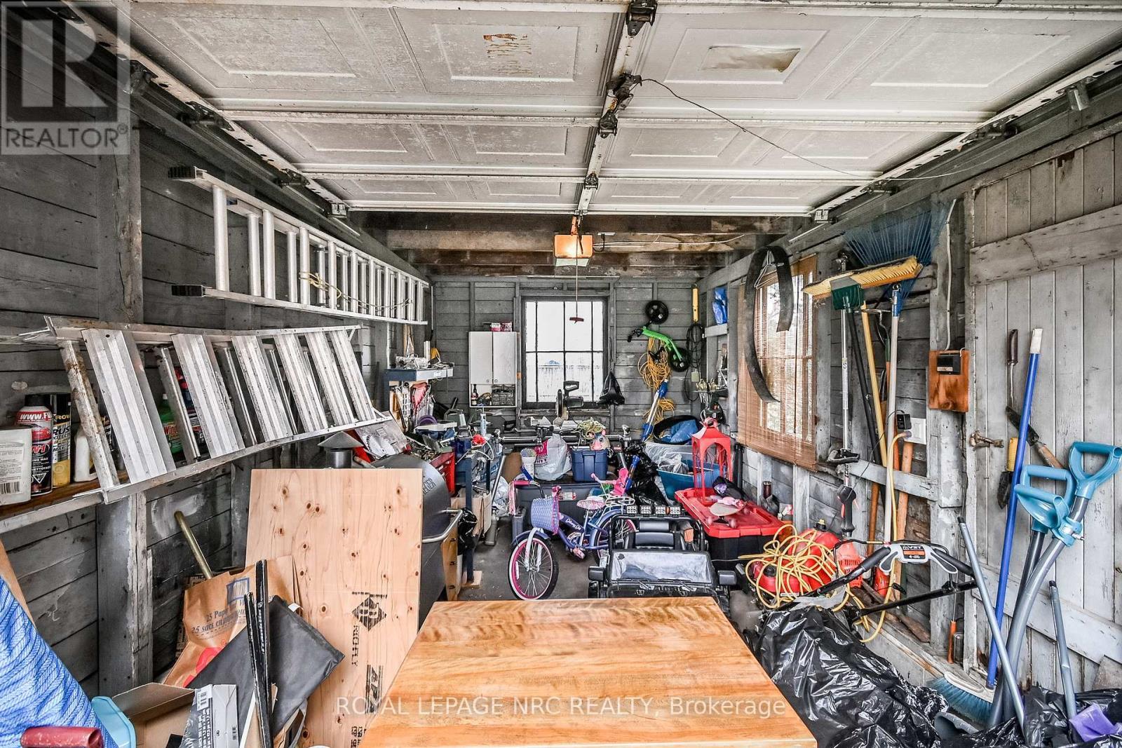 












163 ERIE STREET

,
Port Colborne (Main Street),




Ontario
L3K4M5

