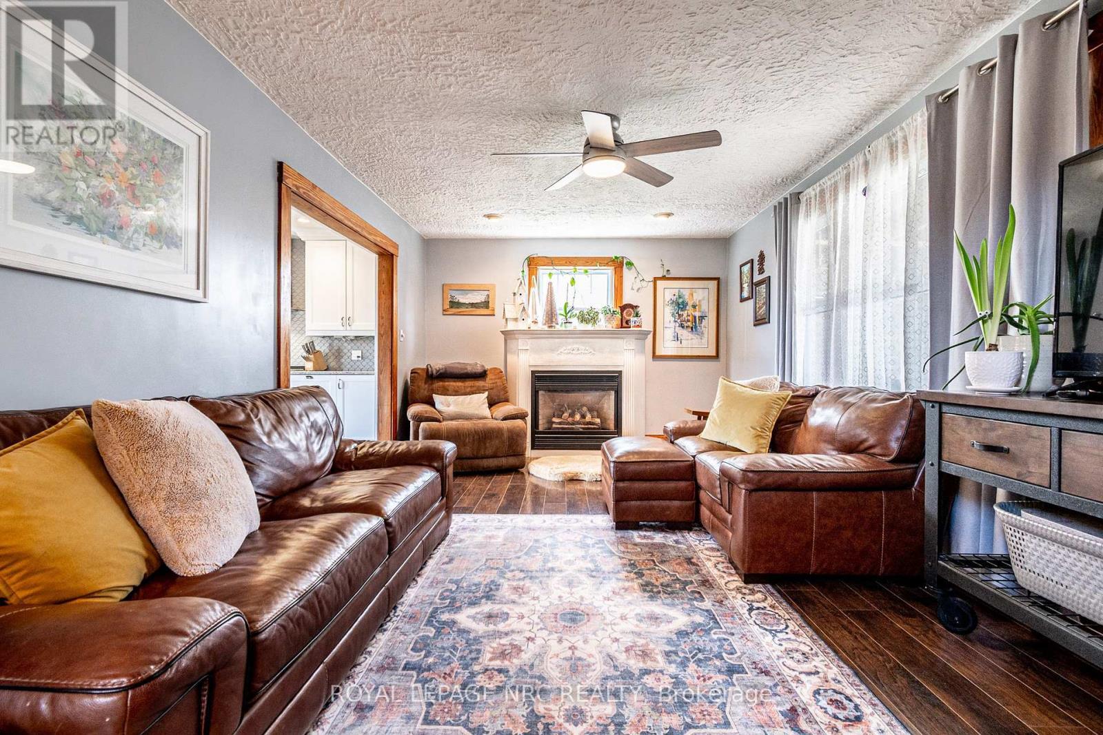 












163 ERIE STREET

,
Port Colborne (Main Street),




Ontario
L3K4M5

