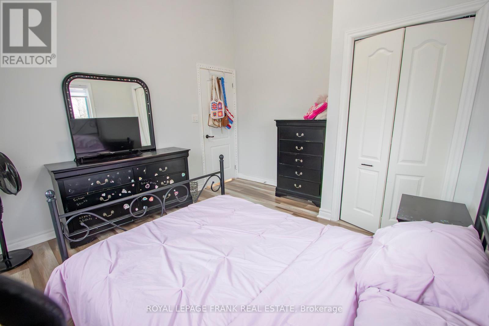 












1097 CHEDDAR ROAD

,
Highlands East (Cardiff Ward),




Ontario
K0L1M0

