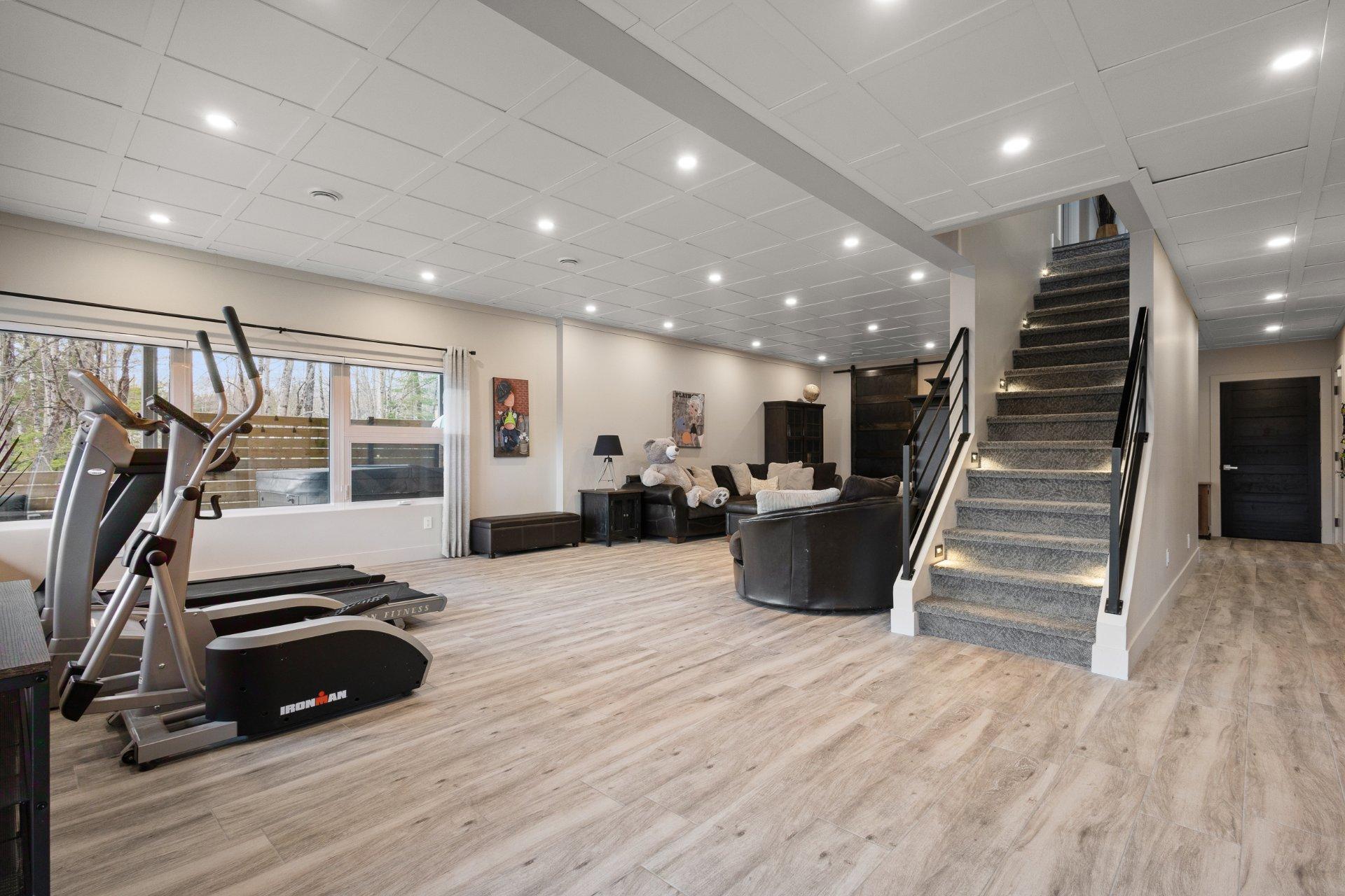 









752


Ch. Viens

,
Magog,




QC
J1X5N2

