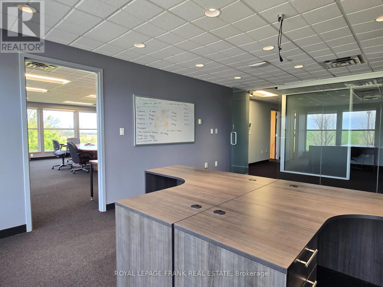 












201 - 1100 BENNETT ROAD

,
Clarington (Bowmanville),




Ontario
L1C3K5

